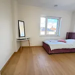 New House 4 Adultes - 2 Enfants - 180 M2