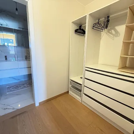 New House 4 Adultes - 2 Enfants - 180 M2 * Bascharage