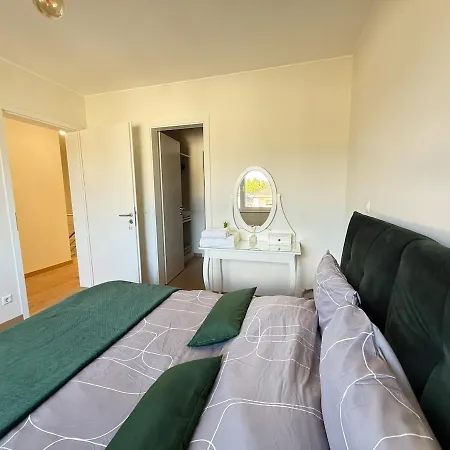 New House 4 Adultes - 2 Enfants - 180 M2 * Bascharage