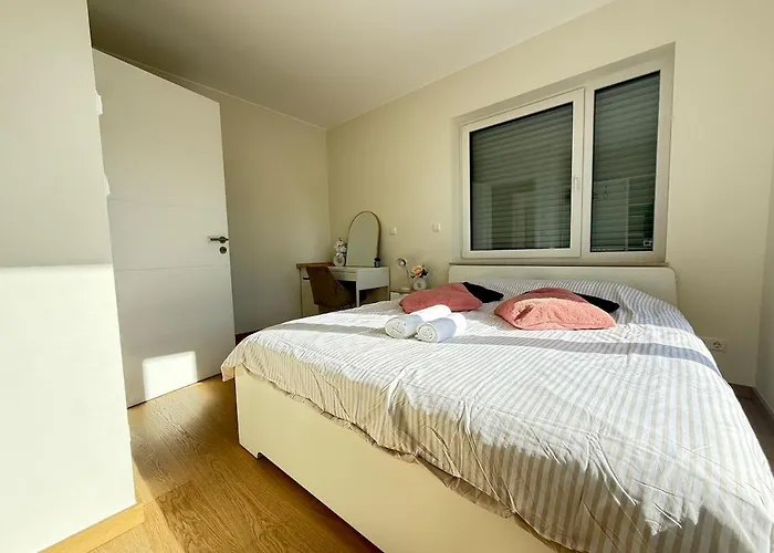 New House 4 Adultes - 2 Enfants - 180 M2