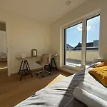 New House 4 Adultes - 2 Enfants - 180 M2 바스차라게