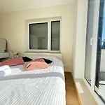 펜션 New House 4 Adultes - 2 Enfants - 180 M2