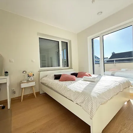 New House 4 Adultes - 2 Enfants - 180 M2