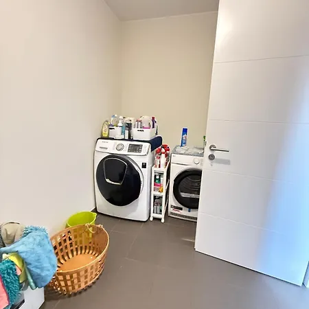 New House 4 Adultes - 2 Enfants - 180 M2 Vakantiehuis