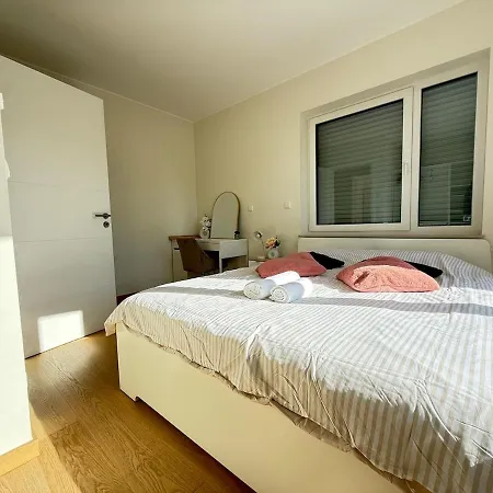 New House 4 Adultes - 2 Enfants - 180 M2