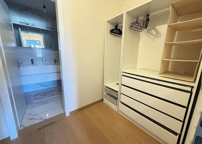 New House 4 Adultes - 2 Enfants - 180 M2 * بشاراغي