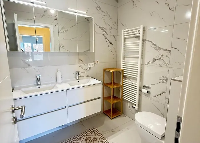 New House 4 Adultes - 2 Enfants - 180 M2 بيت للعطل