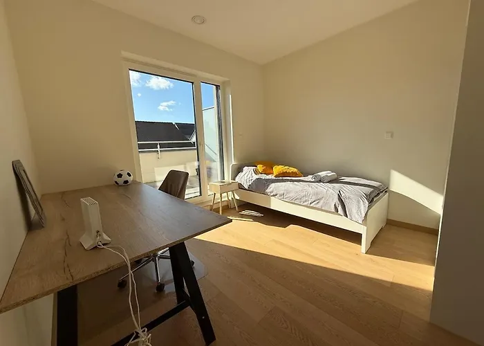 New House 4 Adultes - 2 Enfants - 180 M2 * Bascharage